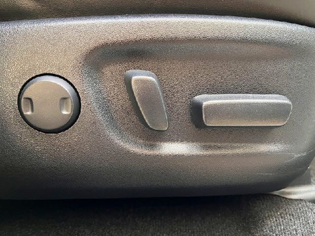 TOYOTA HARRIER 2WD 2016 Image 31