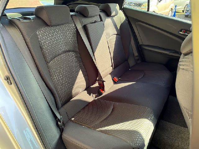 TOYOTA PRIUS 2018 Image 31