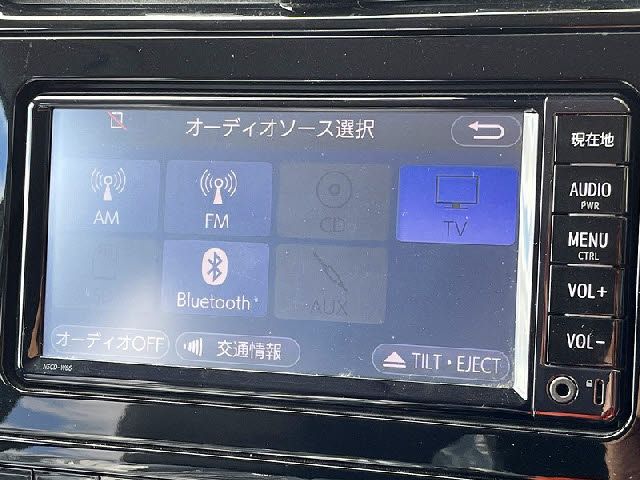 TOYOTA PRIUS 2018 Image 31