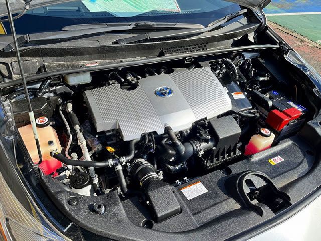 TOYOTA PRIUS 2018 Image 31