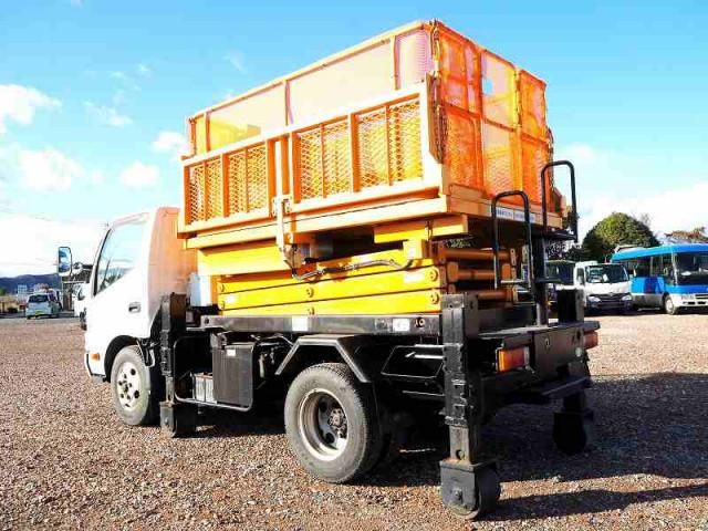 HINO DUTRO 2014 Image 31