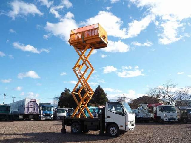 HINO DUTRO 2014 Image 31