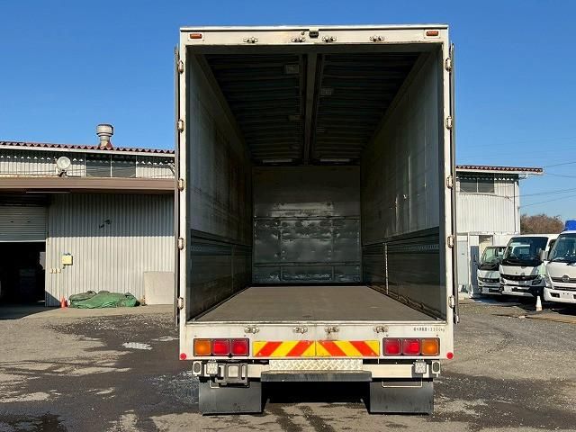 HINO PROFIA 2011 Image 31