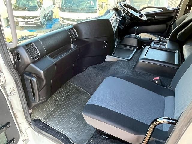 HINO PROFIA 2011 Image 31