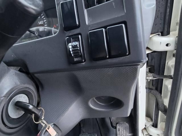 ISUZU ELF 2014 Image 31