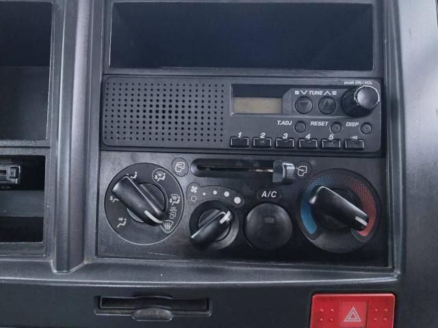 ISUZU ELF 2014 Image 31