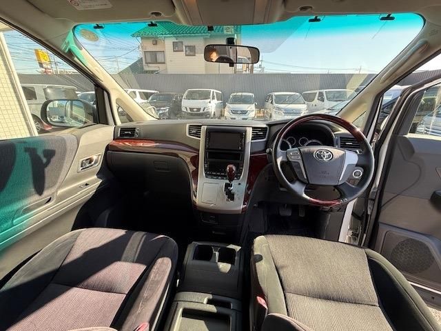 TOYOTA VELLFIRE 2011 Image 31