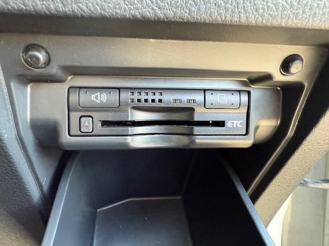 TOYOTA VELLFIRE 2011 Image 31