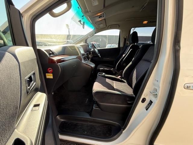 TOYOTA VELLFIRE 2011 Image 31