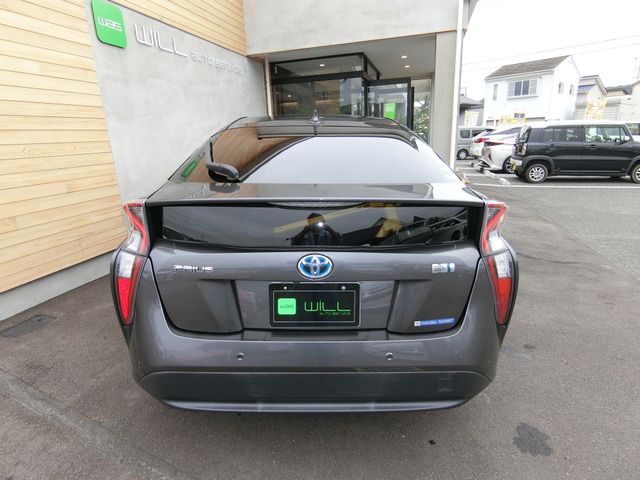 TOYOTA PRIUS 2016 Image 31