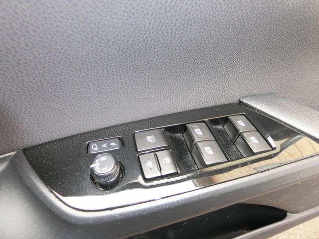 TOYOTA PRIUS 2016 Image 31