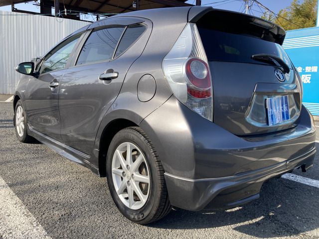 TOYOTA AQUA 2013 Image 31