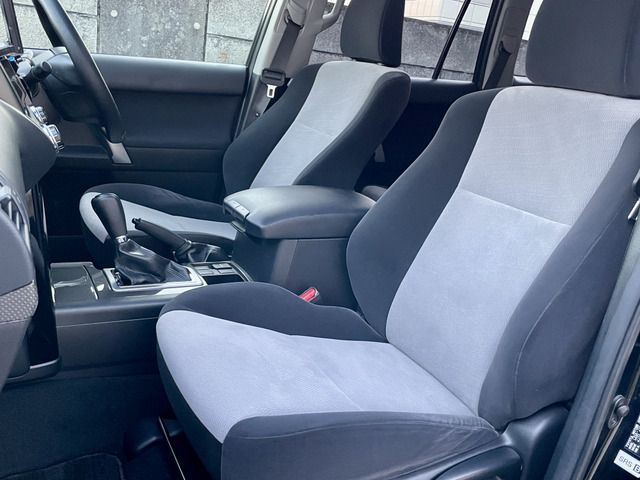 TOYOTA LANDCRUISER PRADO 2015 Image 31