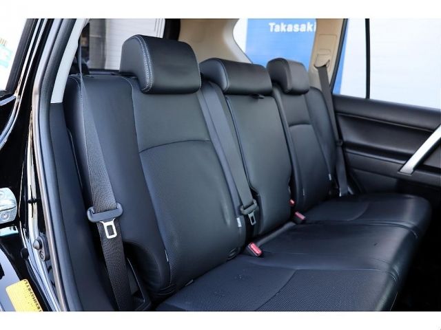 TOYOTA LANDCRUISER PRADO 2022 Image 31