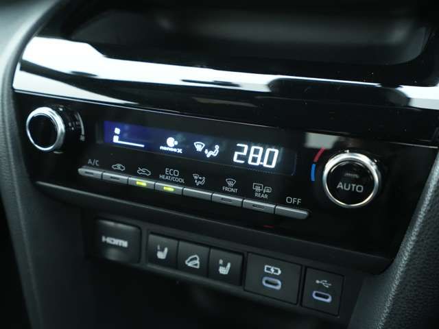 TOYOTA YARIS CROSS 2025 Image 31