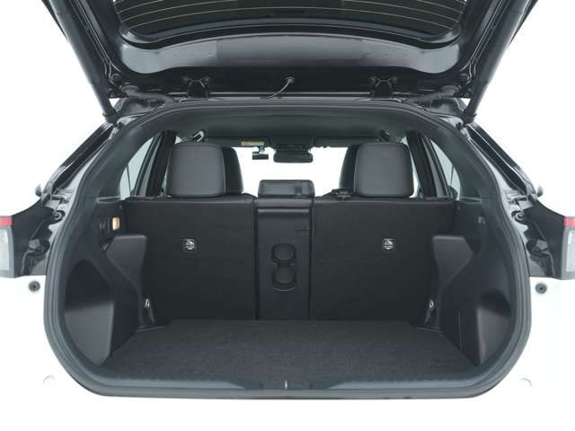 TOYOTA YARIS CROSS 2025 Image 31