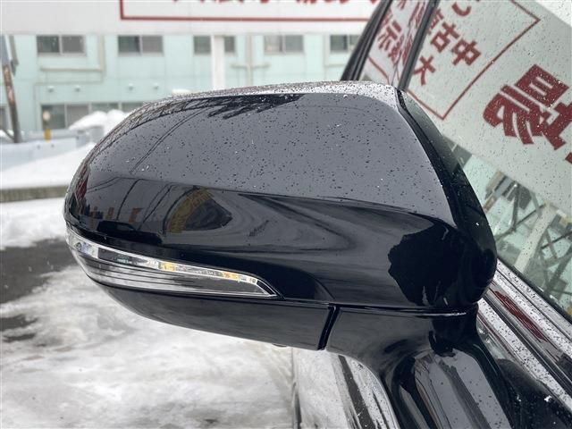 TOYOTA CROWN SEDAN HYBRID 4 2018 Image 31