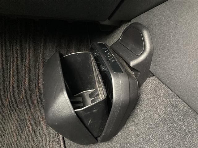 TOYOTA CROWN SEDAN HYBRID 4 2018 Image 31