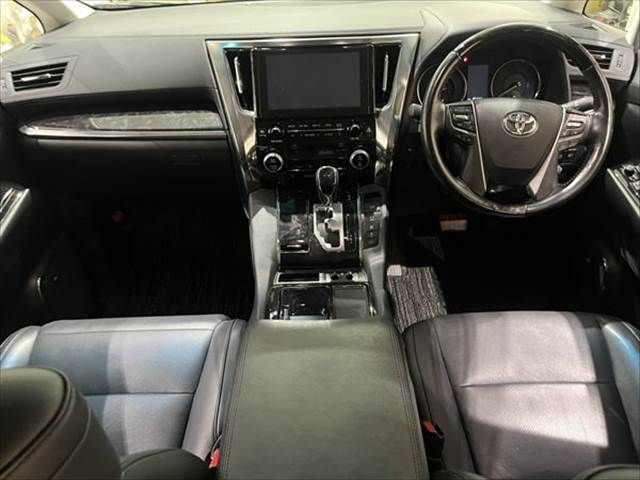 TOYOTA ALPHARD HYBRID 4WD 2018 Image 31