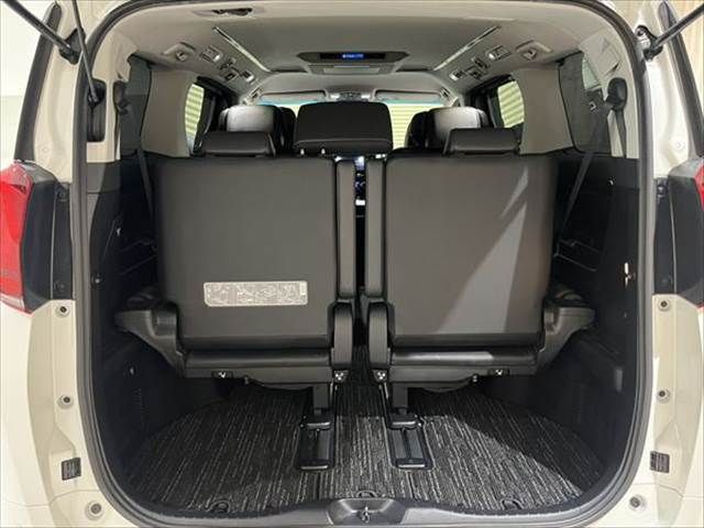 TOYOTA ALPHARD HYBRID 4WD 2018 Image 31