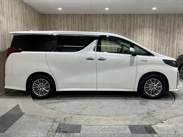 TOYOTA ALPHARD HYBRID 4WD 2018 Image 31