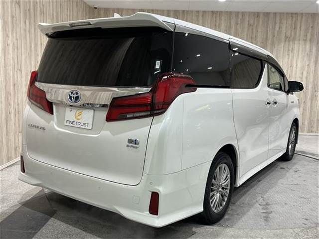 TOYOTA ALPHARD HYBRID 4WD 2018 Image 31