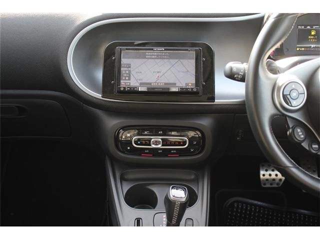 MCC SMART FORFOUR 2018 Image 31