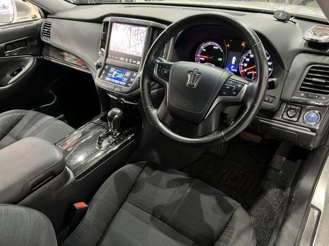 TOYOTA CROWN SEDAN HYBRID 2013 Image 31