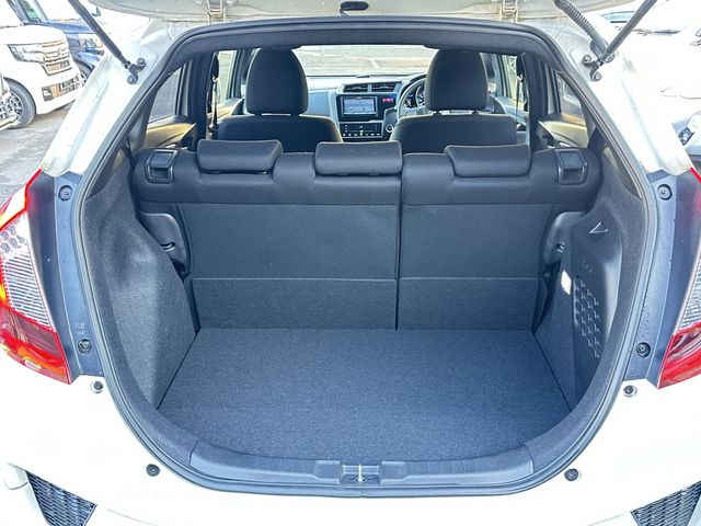 HONDA FIT HYBRID 2014 Image 31