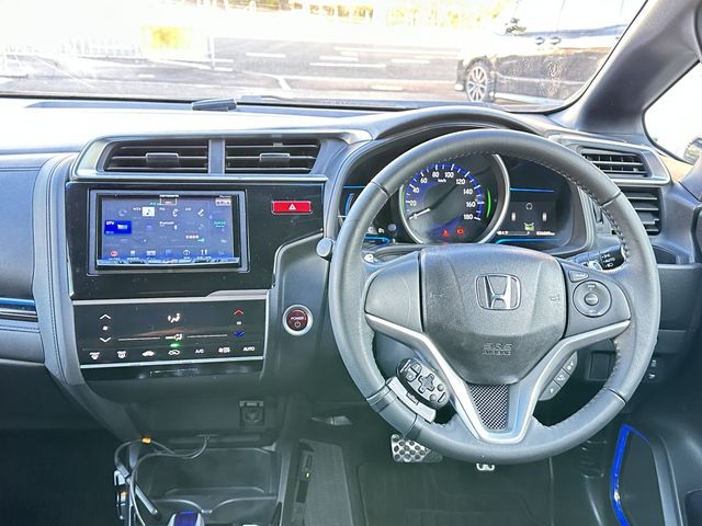 HONDA FIT HYBRID 2014 Image 31