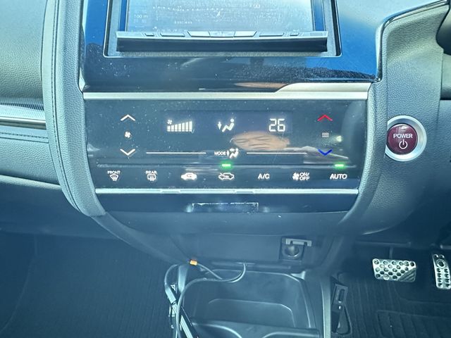 HONDA FIT HYBRID 2014 Image 31