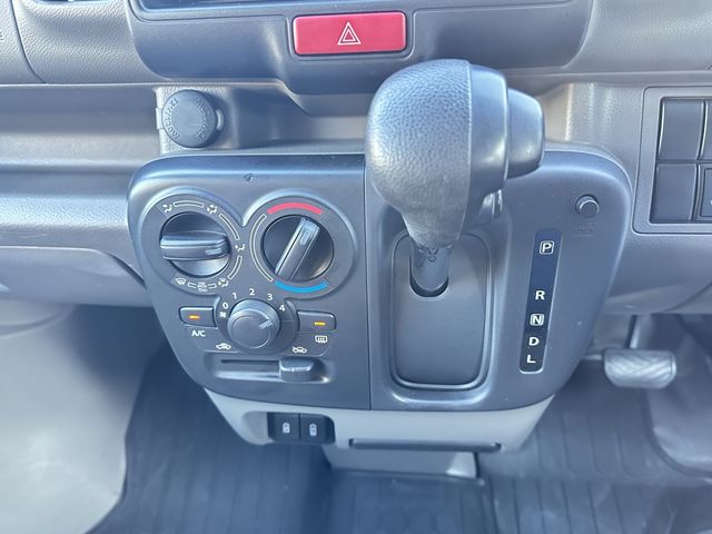 NISSAN NV100 CLIPPER 2024 Image 31