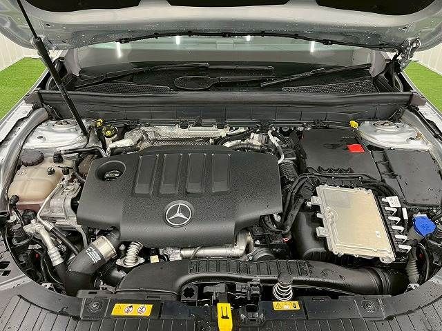 MERCEDES BENZ GLB 2020 Image 31