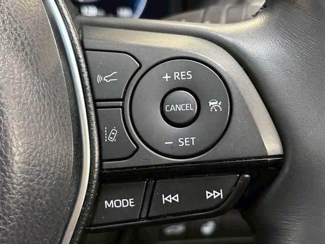 TOYOTA HARRIER HYBRID 2023 Image 31