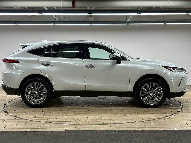 TOYOTA HARRIER HYBRID 2023 Image 31