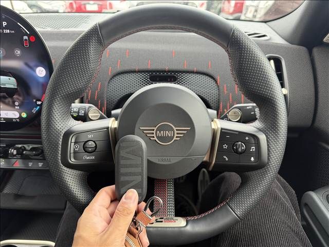 BMW MINI COUNTRYMAN 2024 Image 31