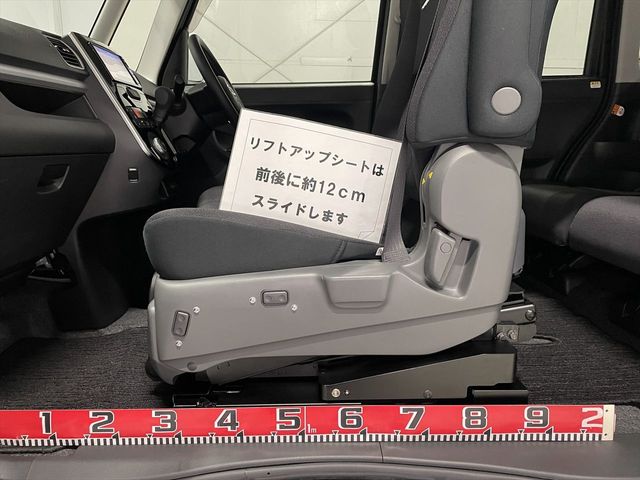 DAIHATSU TANTO CUSTOM 2018 Image 31