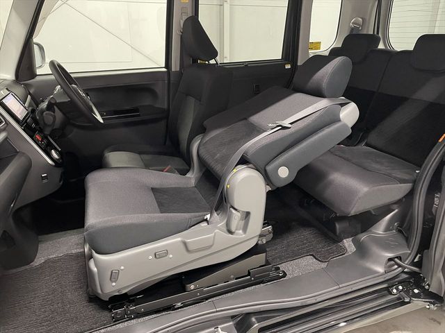 DAIHATSU TANTO CUSTOM 2018 Image 31