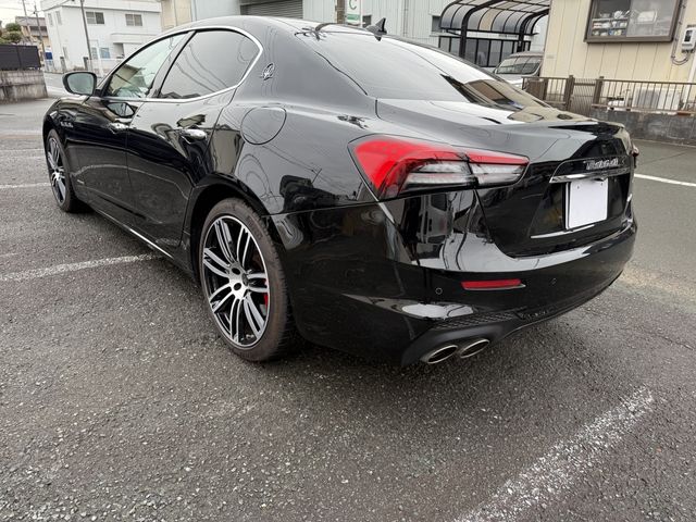 MASERATI GHIBLI SEDA 2021 Image 31