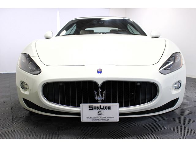 MASERATI GRANCABRIO 2011 Image 31