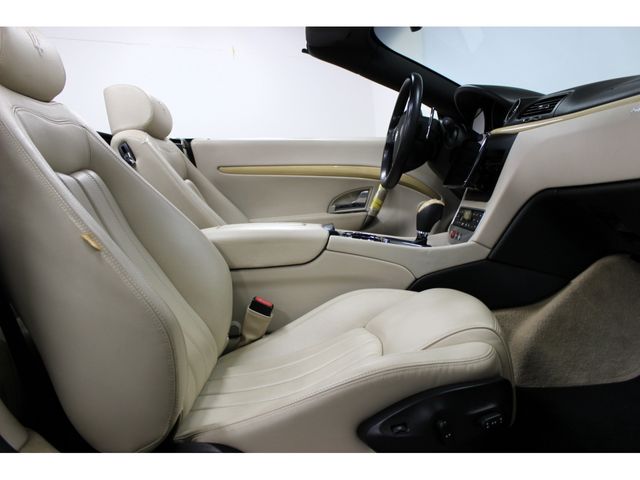 MASERATI GRANCABRIO 2011 Image 31