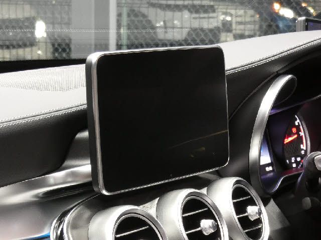 MERCEDES BENZ MERCEDES AMG C CLASS 2016 Image 31