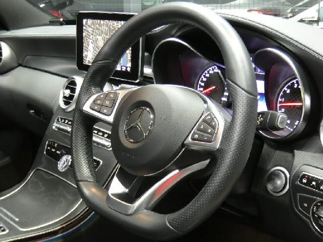 MERCEDES BENZ MERCEDES AMG C CLASS 2016 Image 31