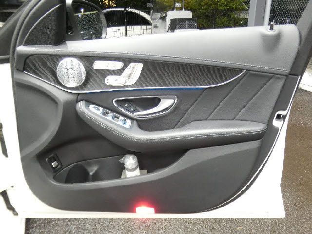 MERCEDES BENZ MERCEDES AMG C CLASS 2016 Image 31