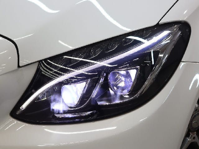 MERCEDES BENZ C CLAS 2014 Image 31