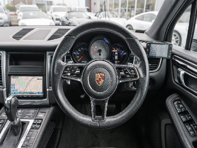 PORSCHE MACAN 2014 Image 31