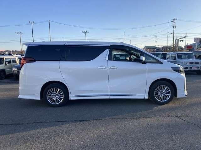 TOYOTA ALPHARD HYBRID 4WD 2023 Image 31