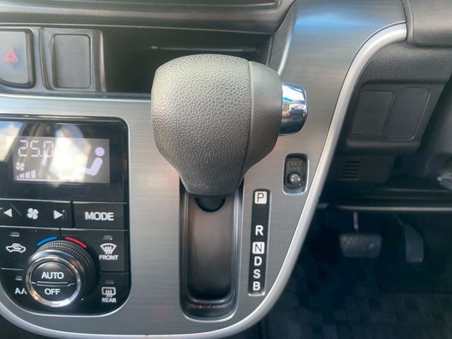 DAIHATSU MOVE CUSTOM 2016 Image 31