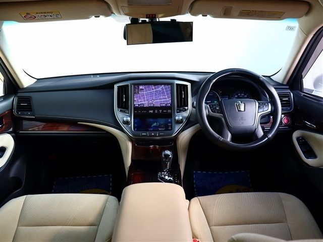 TOYOTA CROWN SEDAN 2013 Image 31