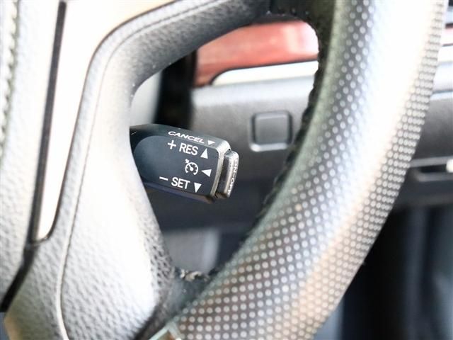 TOYOTA CROWN SEDAN 2013 Image 31